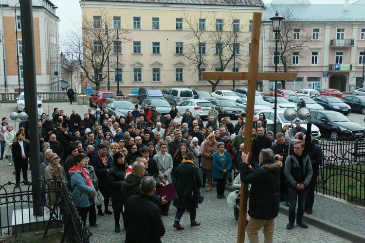 Droga Krzyżowa KWC