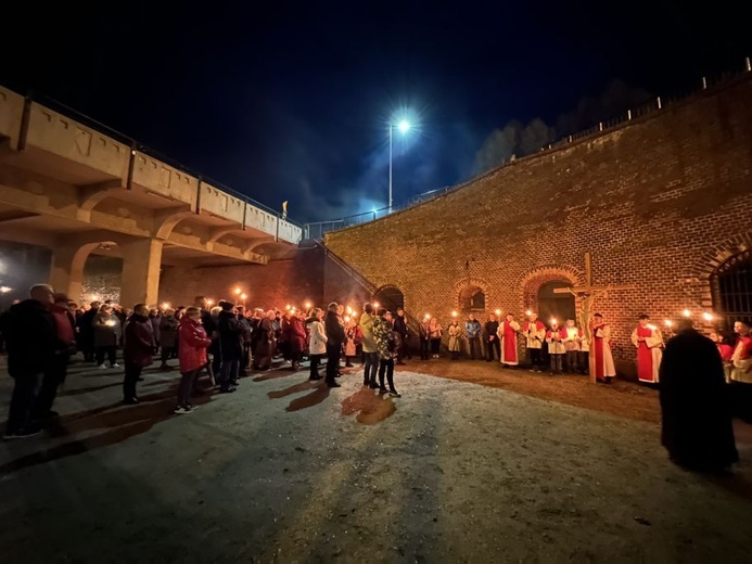 Droga Krzyżowa ulicami Głogowa