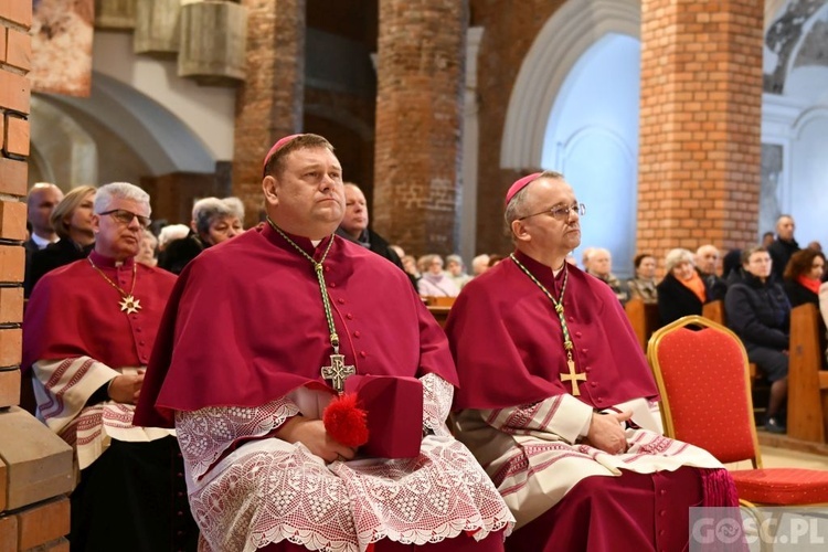 W kolegiacie odbyła się uroczystość instalacji Głogowskiej Kapituły Kanoników