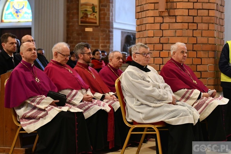 W kolegiacie odbyła się uroczystość instalacji Głogowskiej Kapituły Kanoników