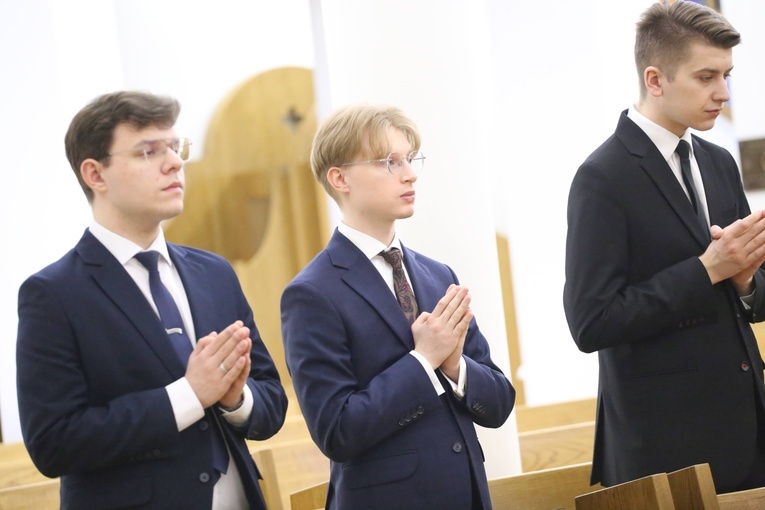 Lektorat i akolitat