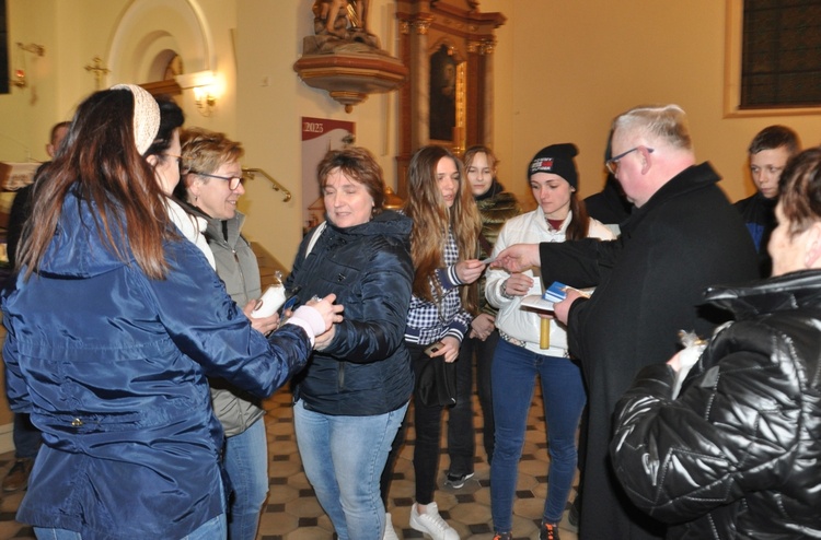 Jubileuszowa Droga Krzyżowa w Sławikowie