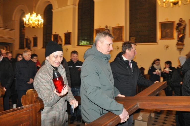 Jubileuszowa Droga Krzyżowa w Sławikowie