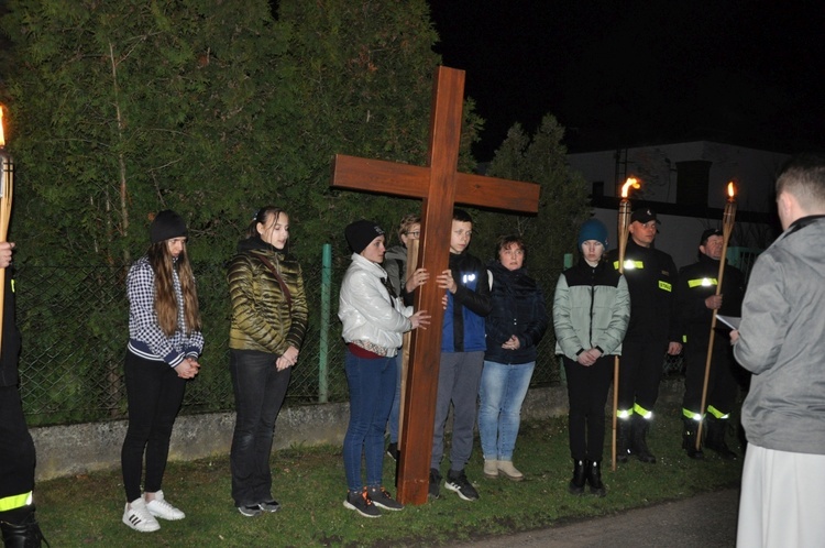 Jubileuszowa Droga Krzyżowa w Sławikowie