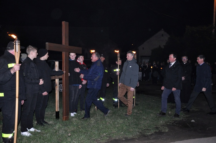 Jubileuszowa Droga Krzyżowa w Sławikowie