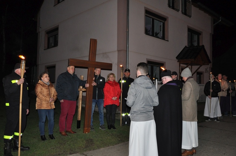 Jubileuszowa Droga Krzyżowa w Sławikowie