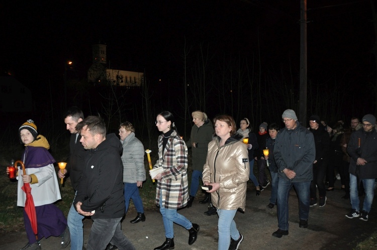 Jubileuszowa Droga Krzyżowa w Sławikowie