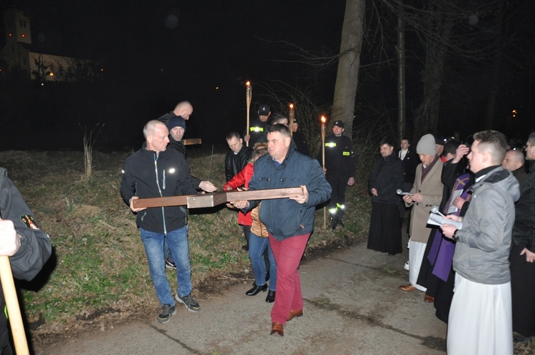 Jubileuszowa Droga Krzyżowa w Sławikowie