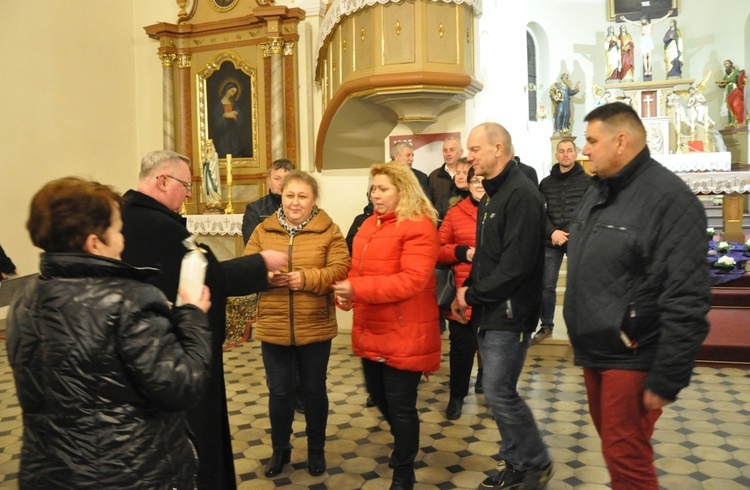 Jubileuszowa Droga Krzyżowa w Sławikowie