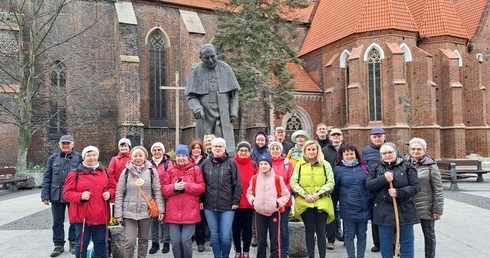 Caminowa pielgrzymka do Małujowic