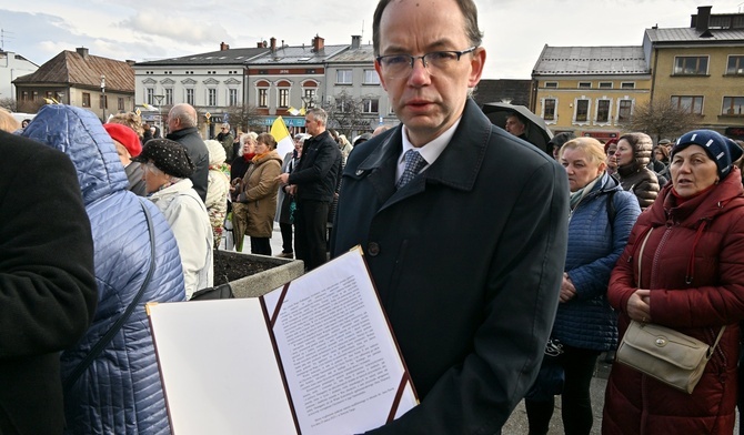 Górale chcą wsparcia władz w obronie Jana Pawła II