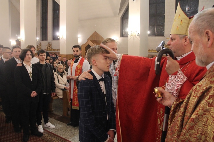 Bierzmowanie w Wielogłowach