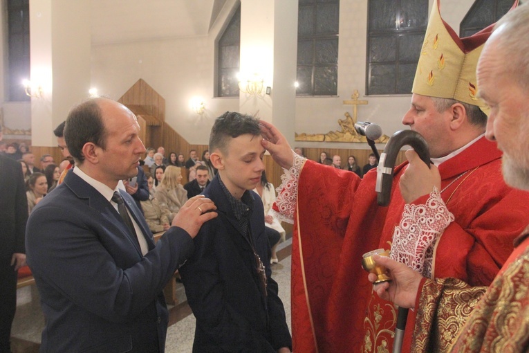 Bierzmowanie w Wielogłowach