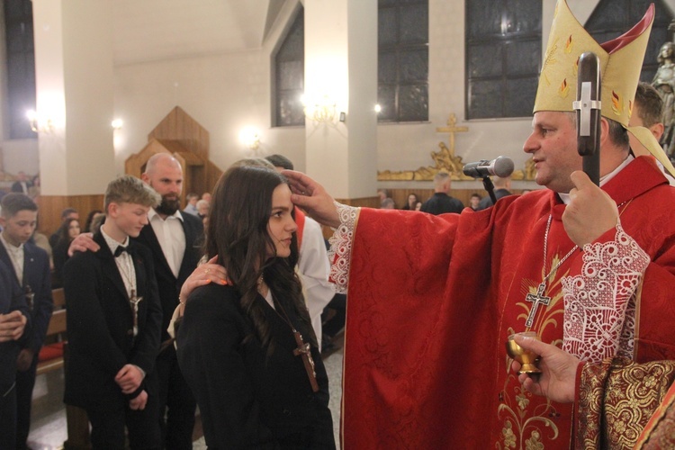 Bierzmowanie w Wielogłowach