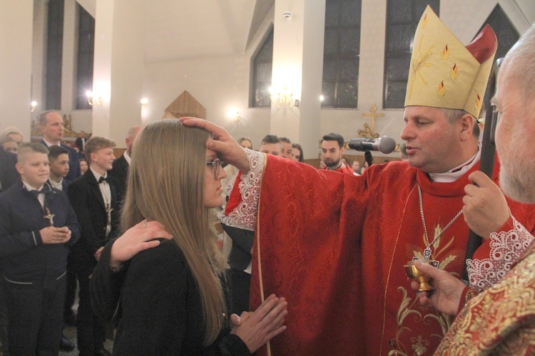 Bierzmowanie w Wielogłowach