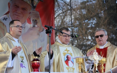 Pilanie dziękowali Bogu za św. Jana Pawła II
