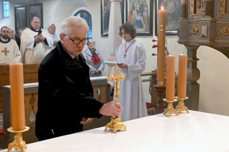 Poświęcenie ołtarza w Długopolu Górnym