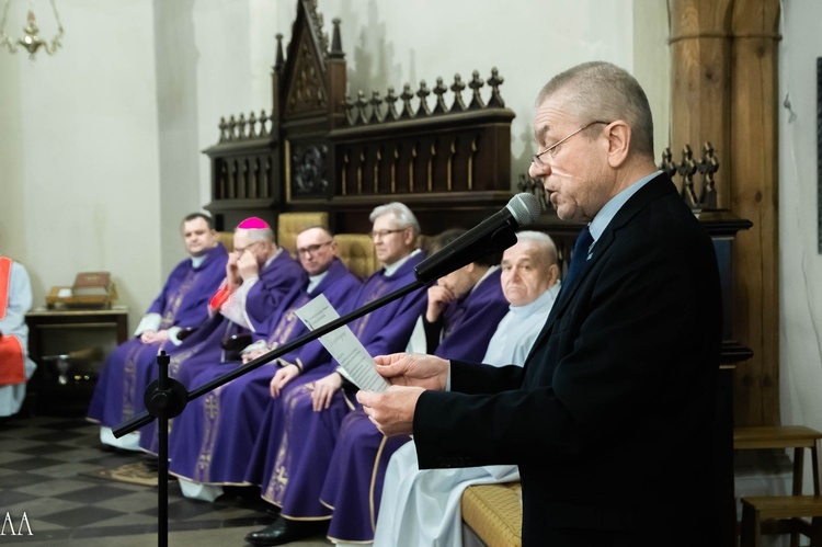 Sto lat parafii w Polanowie
