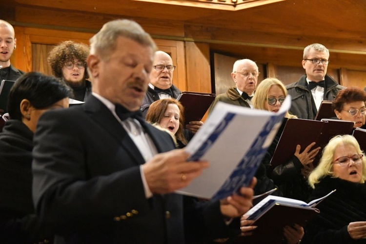 Zielona Góra. Koncert muzyki pasyjnej