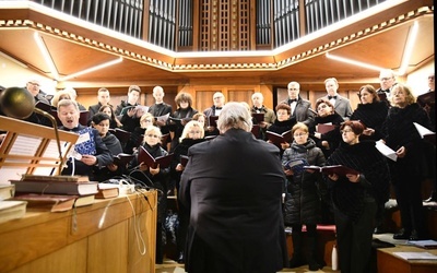 Zielona Góra. Koncert muzyki pasyjnej