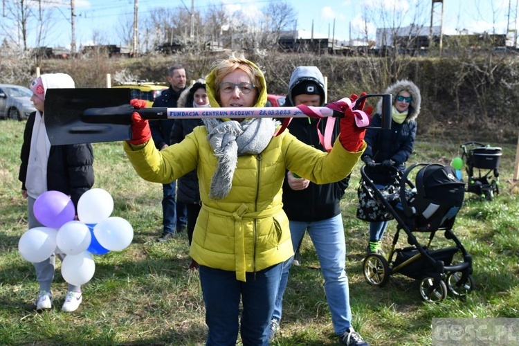 Zielona Góra. Budowa domu Fundacji Centrum Rodziny rozpoczęta