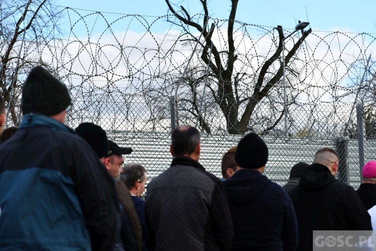 Droga Krzyżowa w Zakładzie Karnym w Głogowie