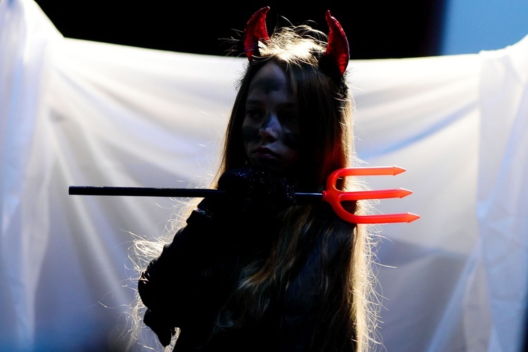 XIII Przegląd Teatrów Szkolnych Szkół Podstawowych Stowarzyszenia Przyjaciół Szkół Katolickich