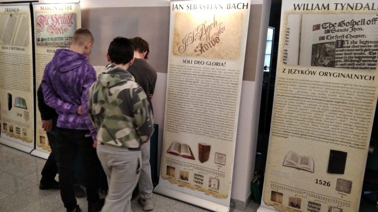 Wystawa o Biblii w Strzegomiu