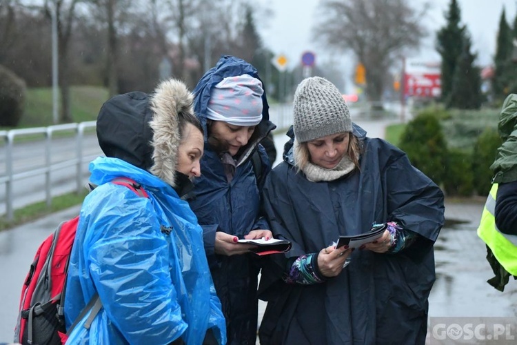 Świebodzin. Ekstremalna Droga Krzyżowa rozpoczęta