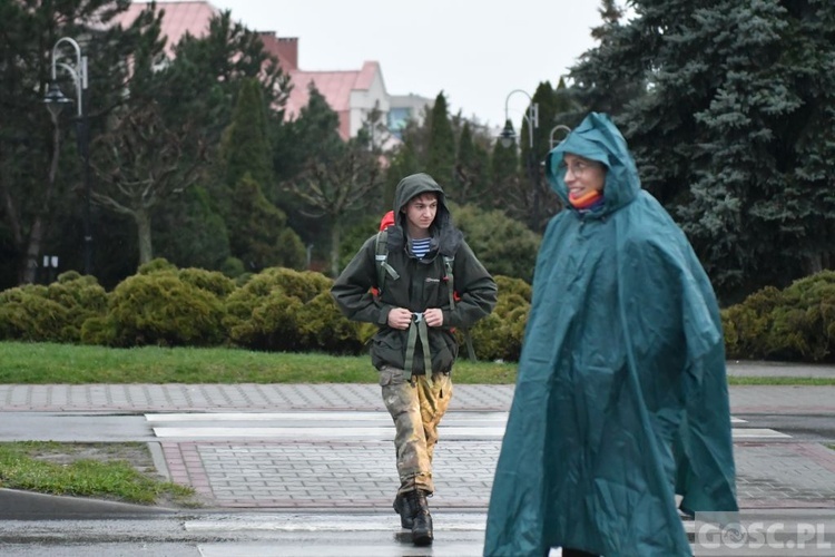 Świebodzin. Ekstremalna Droga Krzyżowa rozpoczęta