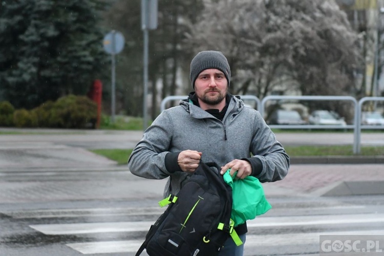 Świebodzin. Ekstremalna Droga Krzyżowa rozpoczęta