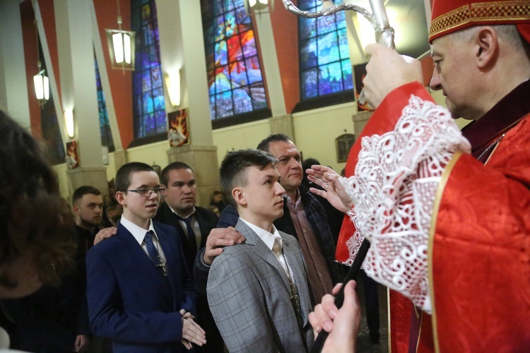 Bierzmowanie w par. pw. św. Jakuba w Brzesku