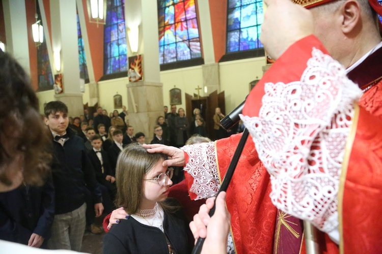 Bierzmowanie w par. pw. św. Jakuba w Brzesku