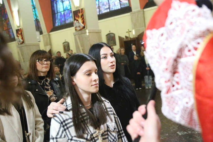 Bierzmowanie w par. pw. św. Jakuba w Brzesku