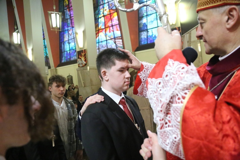 Bierzmowanie w par. pw. św. Jakuba w Brzesku