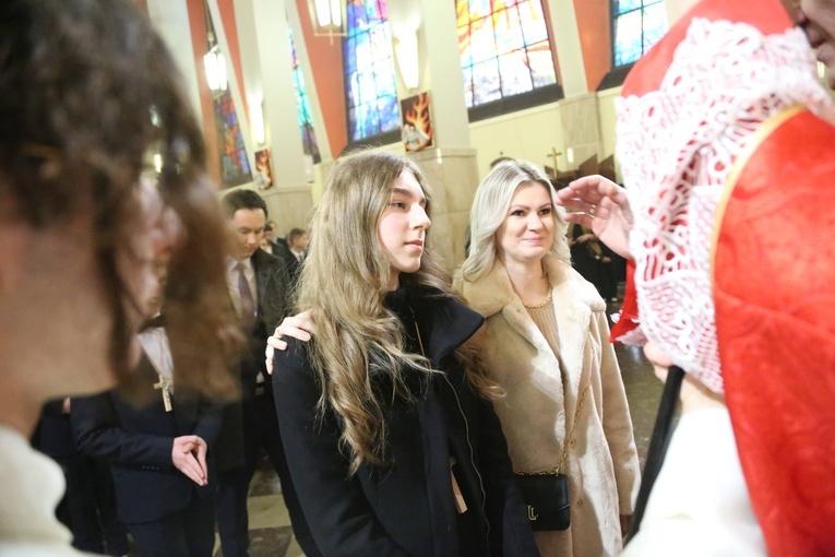 Bierzmowanie w par. pw. św. Jakuba w Brzesku