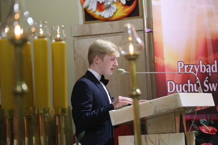 Bierzmowanie w par. pw. św. Jakuba w Brzesku