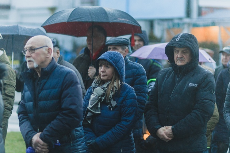 Bielawa. Droga Krzyżowa z Janem Pawłem II