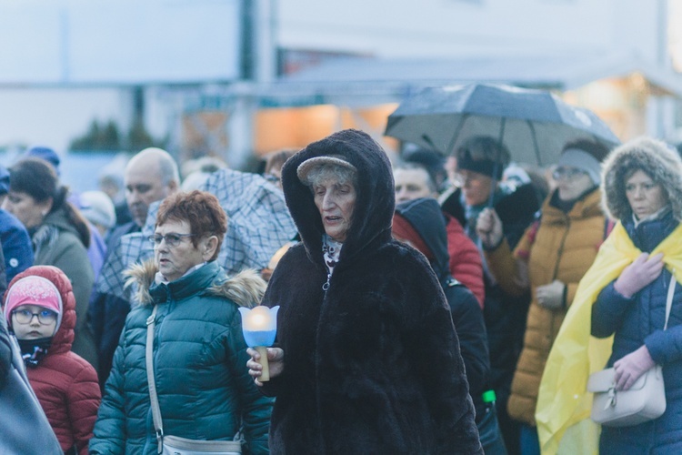 Bielawa. Droga Krzyżowa z Janem Pawłem II