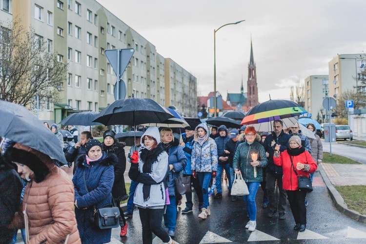 Bielawa. Droga Krzyżowa z Janem Pawłem II