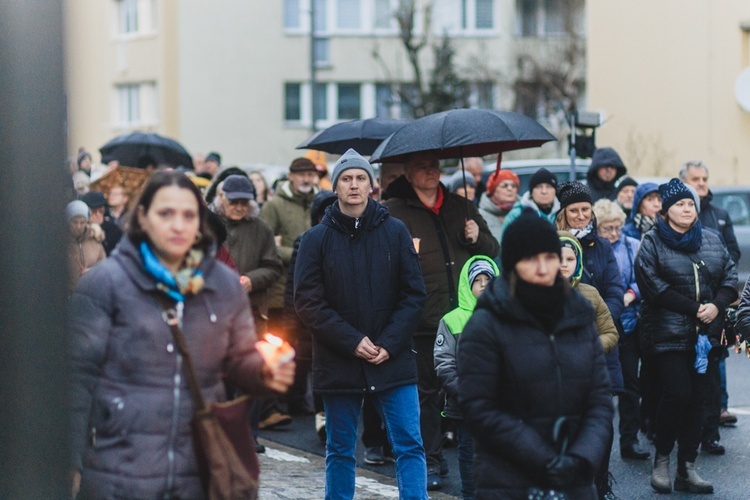 Bielawa. Droga Krzyżowa z Janem Pawłem II