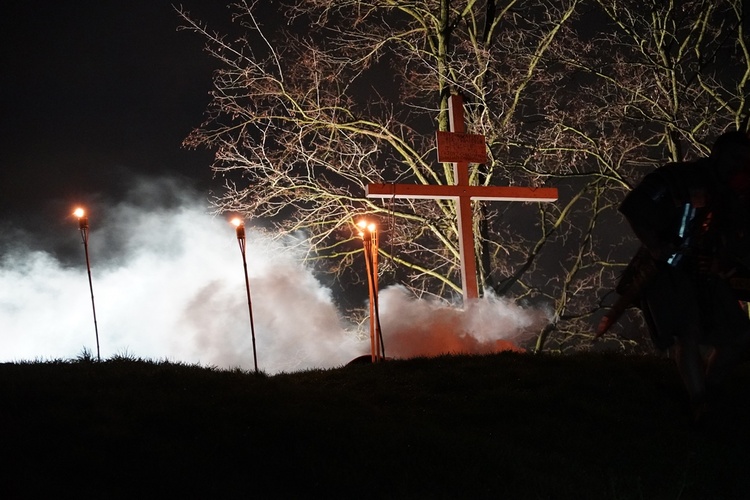 Misterium Drogi Krzyżowej we Wrocławiu-Złotnikach