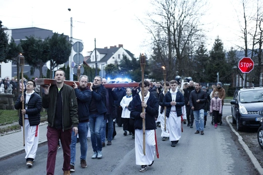 Z Leszczyn na Złote Łany - Miejska Droga Krzyżowa w Bielsku-Białej 2023