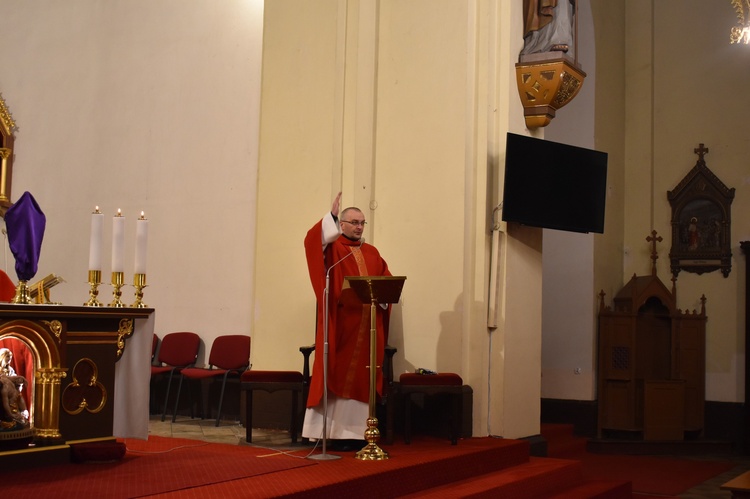 Ekstremalna Droga Krzyżowa w Wałbrzychu