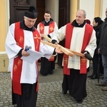 Ząbkowice Śl. Miejska Droga Krzyżowa ze św. Jadwigą i św. Janem Pawłem II 