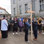 Ząbkowice Śl. Miejska Droga Krzyżowa ze św. Jadwigą i św. Janem Pawłem II 