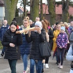 Ząbkowice Śl. Miejska Droga Krzyżowa ze św. Jadwigą i św. Janem Pawłem II 