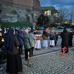 Kłodzko. Uliczna Droga Krzyżowa z jezuitami