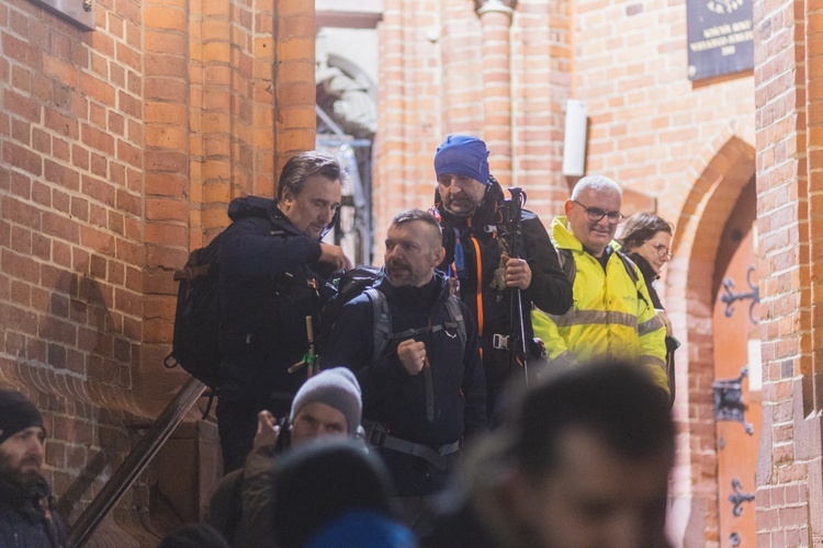 Ekstremalna Droga Krzyżowa w Bielawie