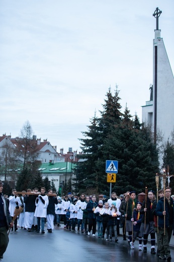 Krzyżu święty, nade wszystko... Droga Krzyżowa ulicami Gocławia